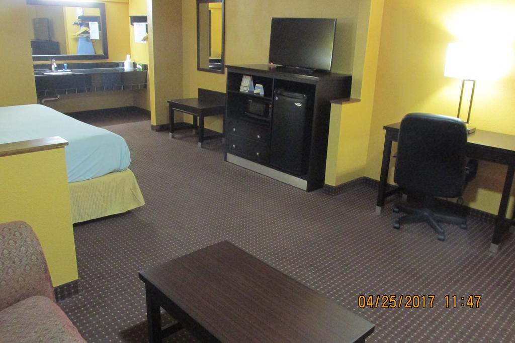 Americas Best Value Inn Byram Buitenkant foto