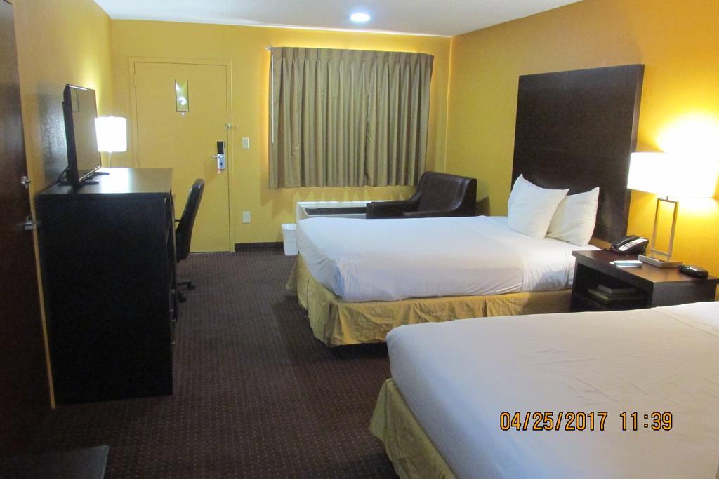 Americas Best Value Inn Byram Buitenkant foto